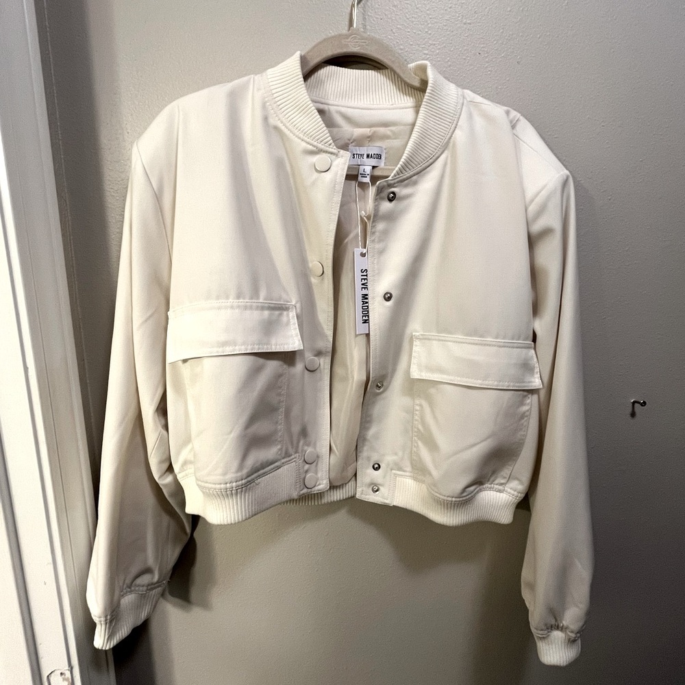 NWT Steve Madden Cropped Bomber Jacket Large